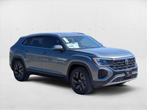 New 2025 Volkswagen Atlas Cross Sport SE image 6