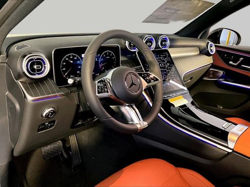 New 2026 Mercedes-Benz GLC 300 4MATIC image 9