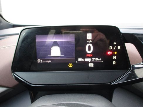 Used 2023 Volkswagen ID.4 Pro image 37