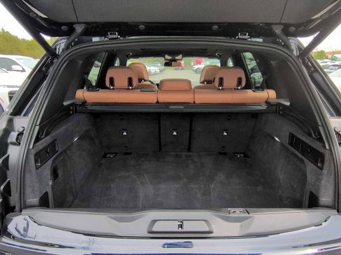 Used 2025 BMW X5 xDrive40i w/ M Sport Package image 37