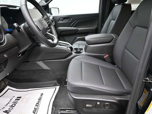 Used 2026 Chevrolet Colorado Trail Boss image 7