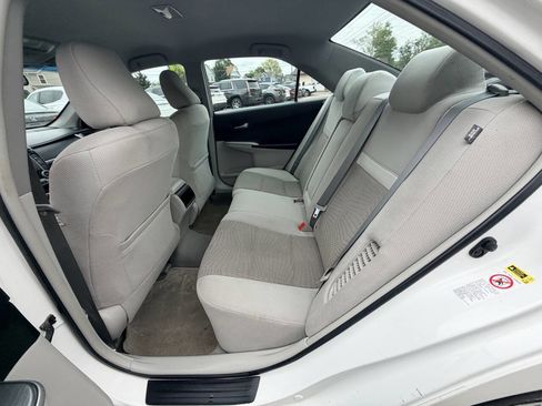 Used 2012 Toyota Camry LE FWD image 22