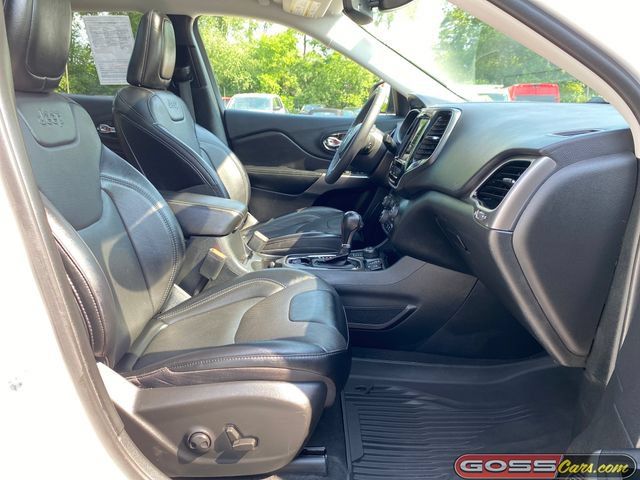 Used 2022 Jeep Cherokee Limited w/ Mopar Interior Package AWD/4WD image 5