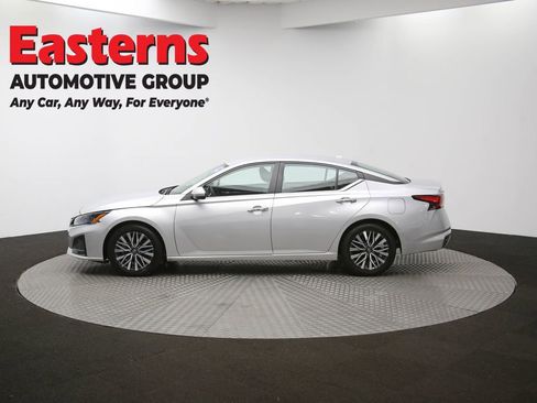 Used 2023 Nissan Altima 2.5 SV image 59