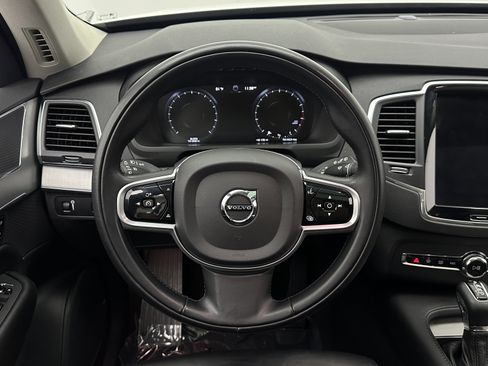 Used 2022 Volvo XC90 T5 Momentum AWD/4WD image 29