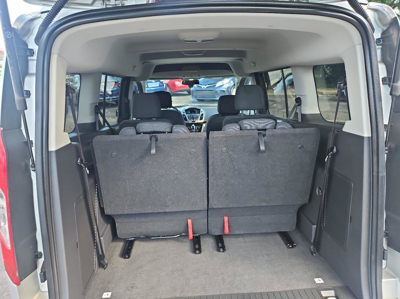 Used 2017 Ford Transit Connect XLT FWD image 34