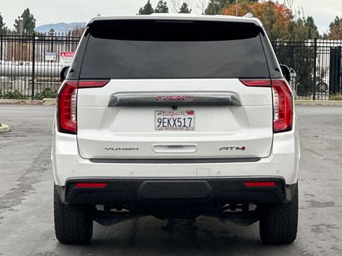 Used 2023 GMC Yukon XL AT4 w/ AT4 Premium Package image 5