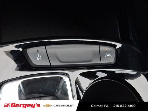 Used 2025 Chevrolet Trax ACTIV w/ Driver Confidence Package image 27