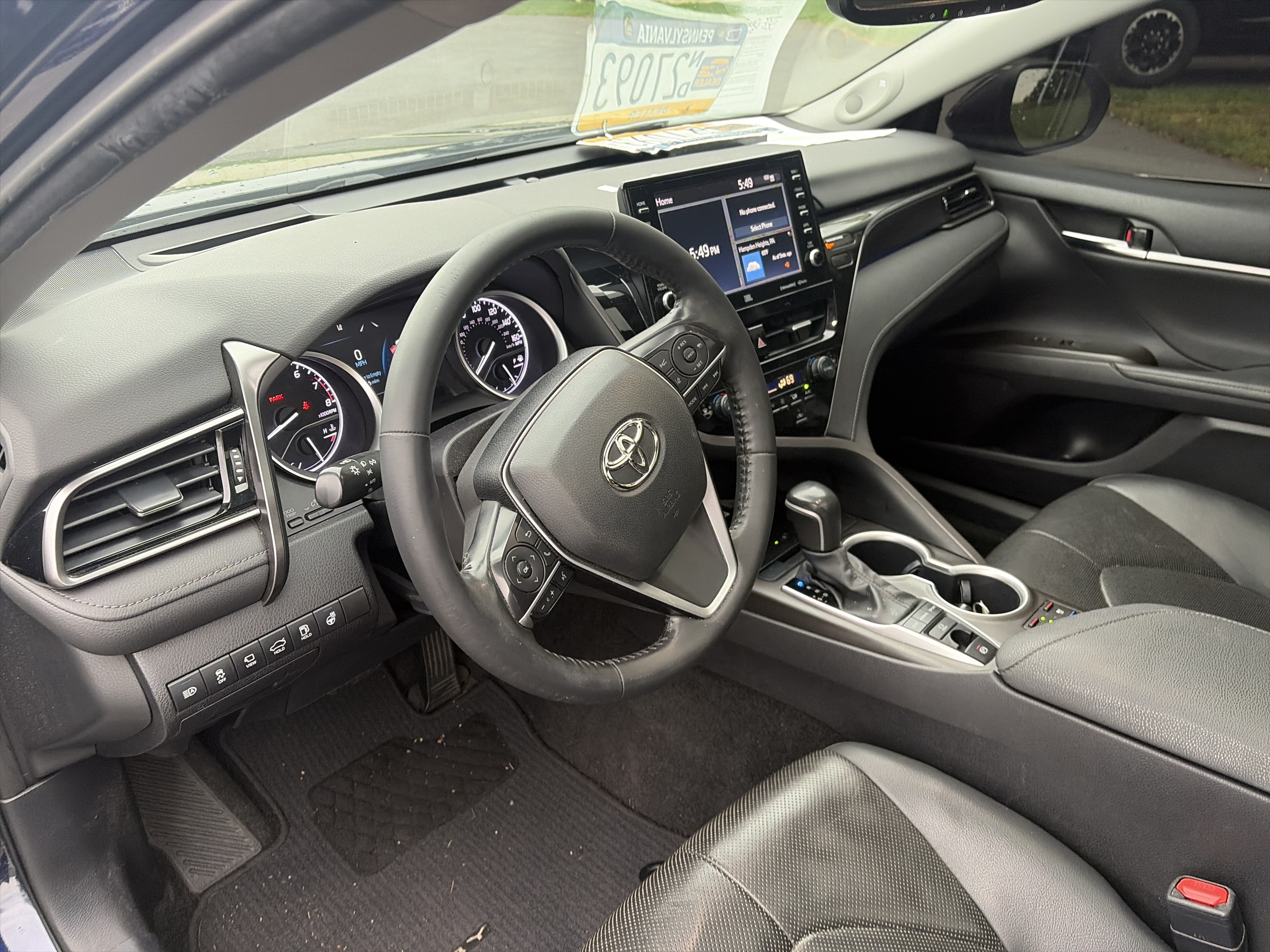 Used 2022 Toyota Camry XLE w/ Navigation Package FWD image 17