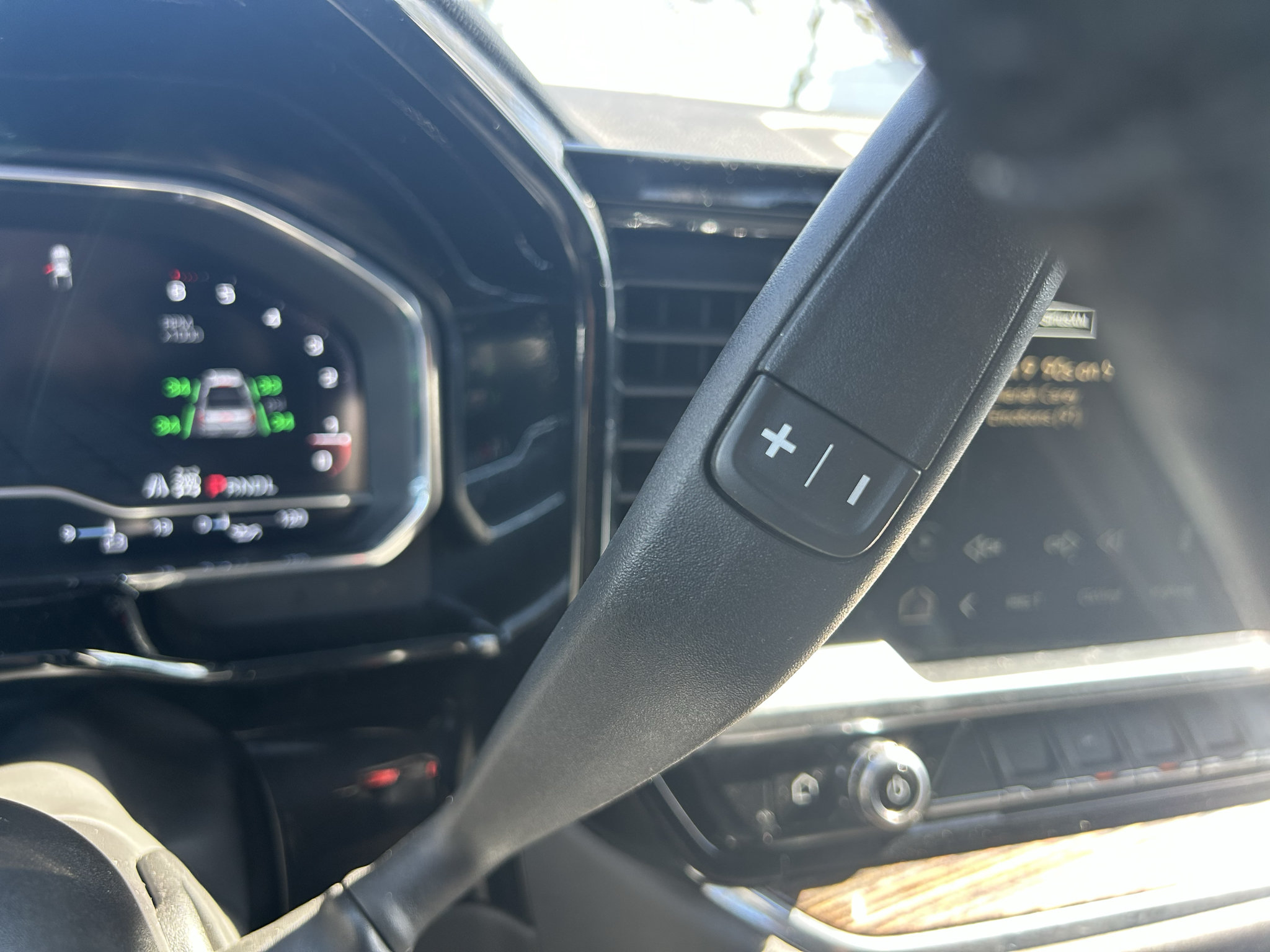 Used 2024 GMC Sierra 1500 SLE AWD/4WD image 19