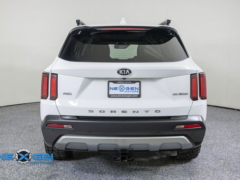 Used 2021 Kia Sorento EX w/ EX AWD X-Line Package image 6