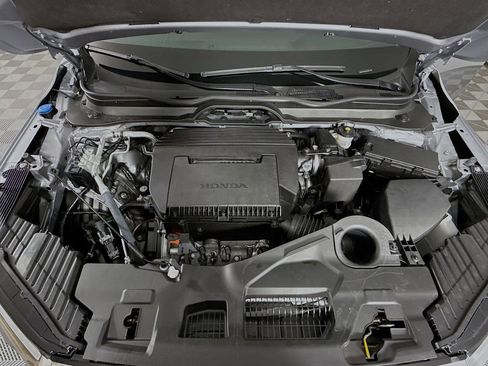 Certified 2024 Honda Pilot Touring image 30