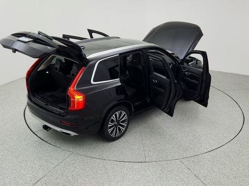 Used 2020 Volvo XC90 T6 Momentum w/ Protection Package image 40