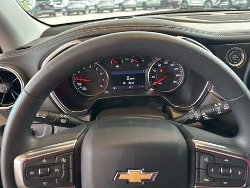 New 2025 Chevrolet Blazer LT w/ Convenience Package AWD/4WD image 17