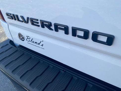 Used 2020 Chevrolet Silverado 2500 Custom w/ Custom Value Package image 32