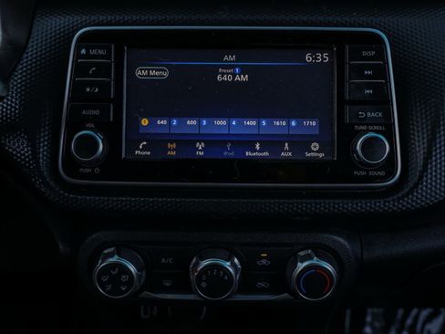 Used 2024 Nissan Kicks S FWD image 28