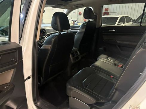 Used 2023 Volkswagen Atlas SEL Premium AWD/4WD image 12