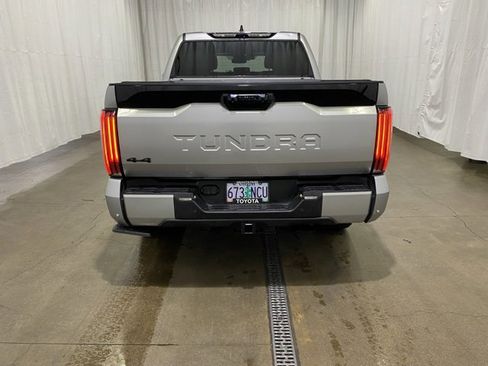 Used 2022 Toyota Tundra Platinum image 5