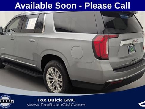 Certified 2023 GMC Yukon XL SLT w/ SLT Premium Package AWD/4WD image 7