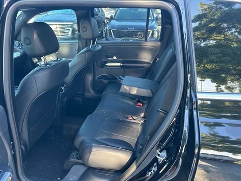Used 2024 Mercedes-Benz GLB 250 image 6