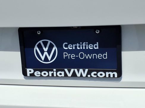 Certified 2025 Volkswagen ID. Buzz Pro S RWD image 16