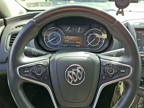 Used 2016 Buick Regal image 20