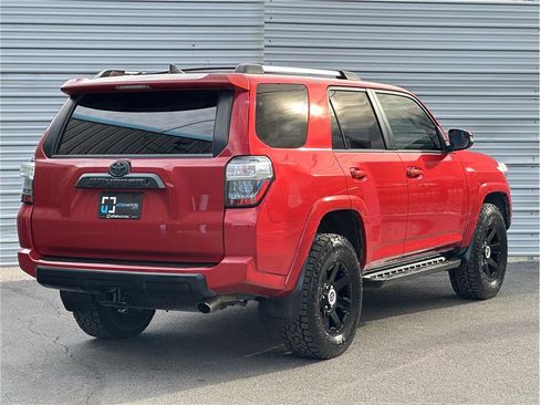 Used 2016 Toyota 4Runner Trail Premium image 10