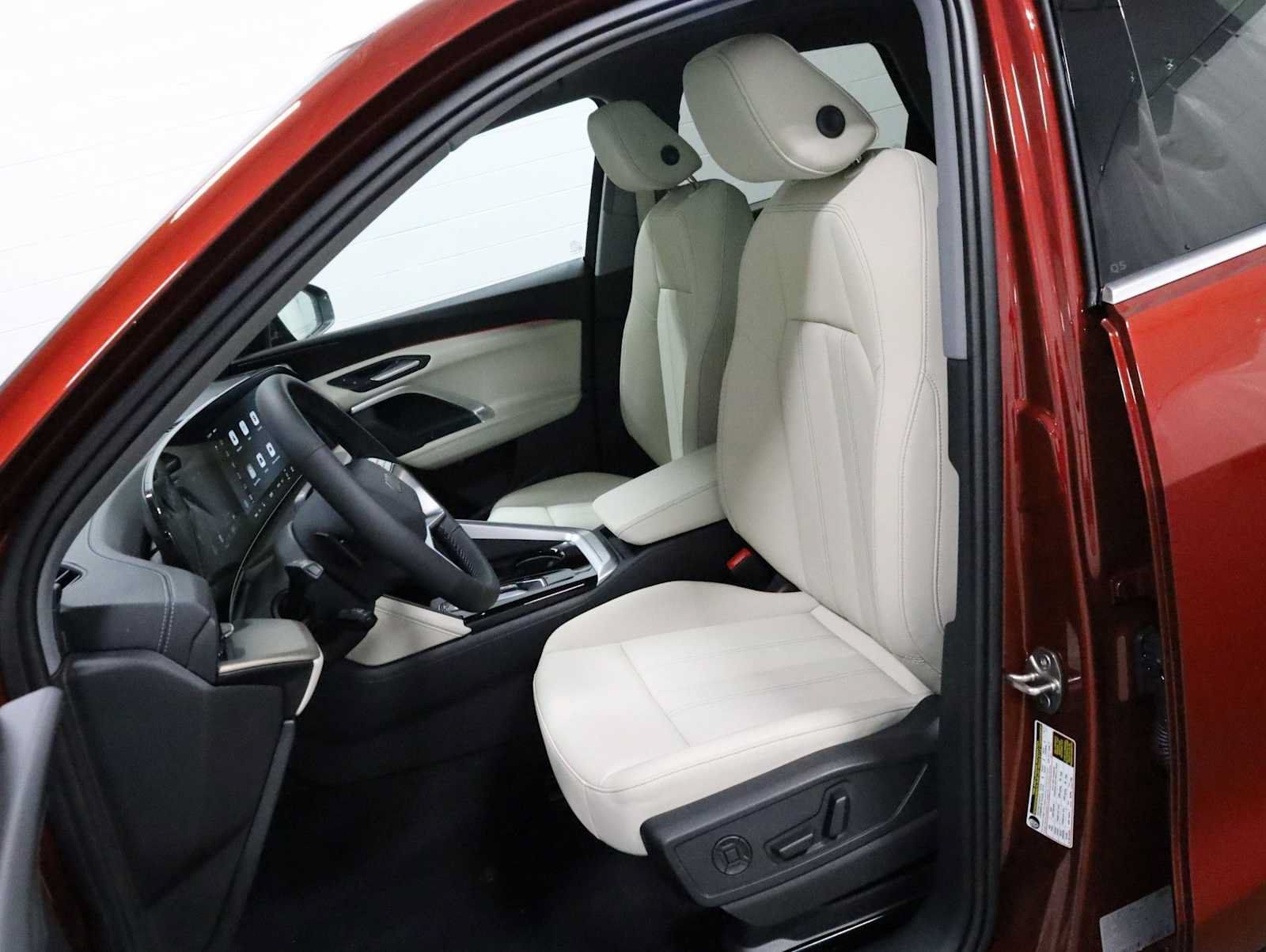 New 2026 Audi Q5 Premium AWD/4WD image 5