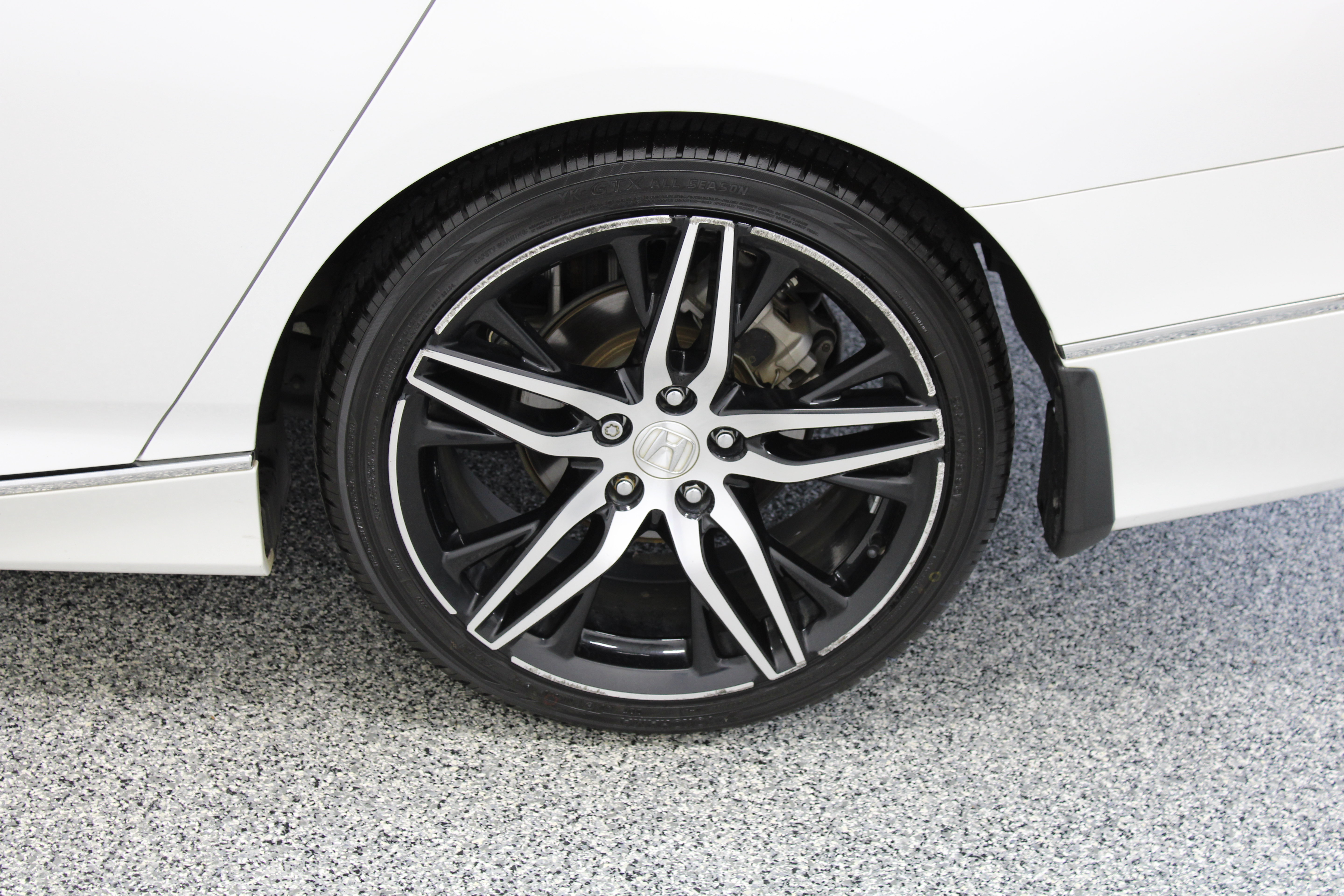 Used 2021 Honda Accord Touring image 10