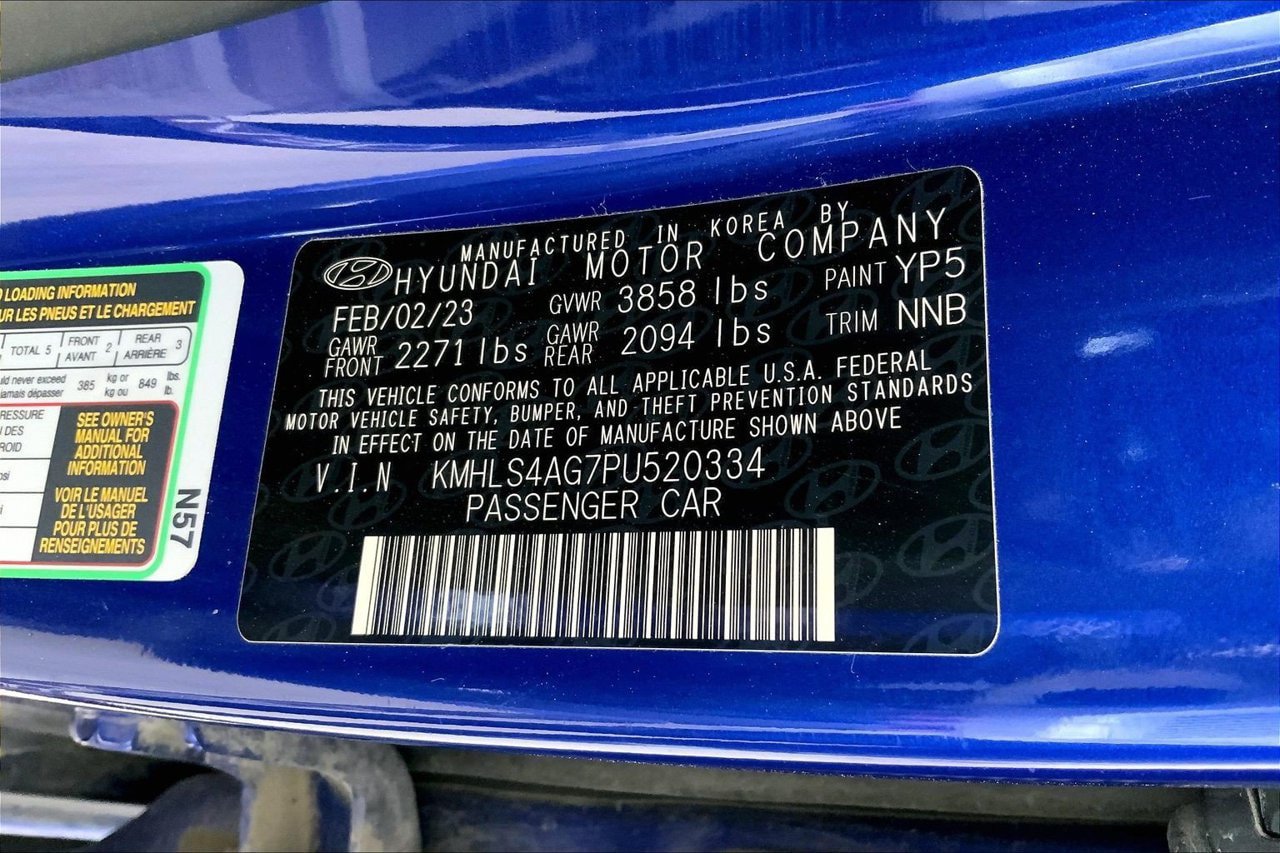 Used 2023 Hyundai Elantra SEL w/ Convenience Package FWD image 8