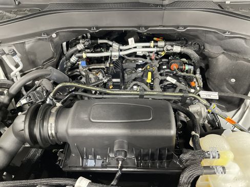 Used 2023 Ford Explorer XLT w/ Equipment Group 202A image 18