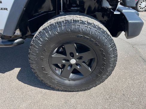 Used 2012 Jeep Wrangler Sport AWD/4WD image 33