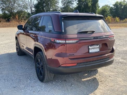 Used 2024 Acura MDX SH-AWD image 9