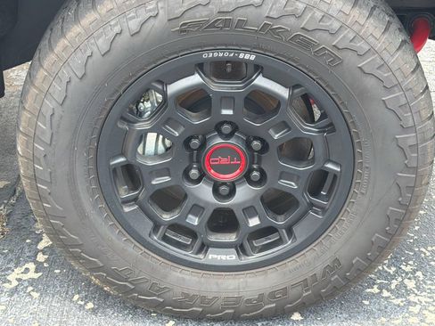 Used 2025 Toyota Tundra TRD Pro AWD/4WD image 14