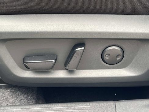 New 2026 Nissan Rogue SV w/ Cold Weather Package AWD/4WD image 20