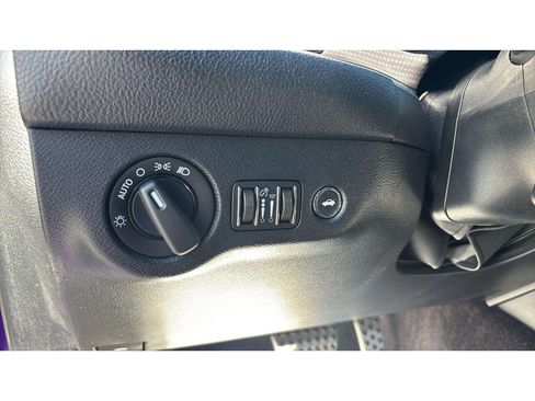 Used 2016 Dodge Challenger SRT Hellcat RWD image 27