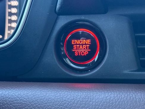 Used 2023 Honda Pilot Elite image 26