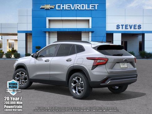 New 2026 Chevrolet Trax LT w/ Driver Confidence Package image 3