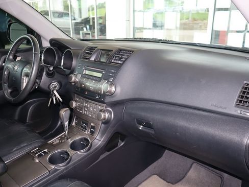 Used 2010 Toyota Highlander SE AWD/4WD image 45