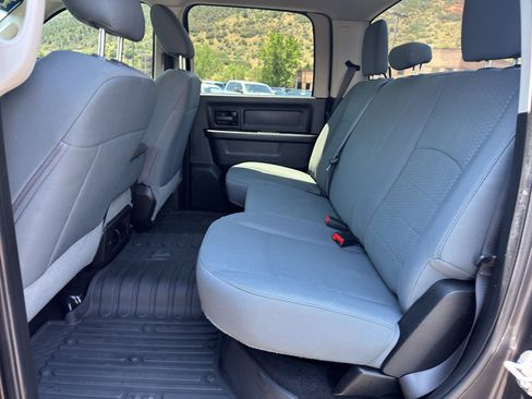 Used 2020 RAM 1500 Tradesman w/ Tradesman SXT Package AWD/4WD image 11