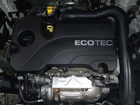 Used 2022 Chevrolet Equinox LT image 30