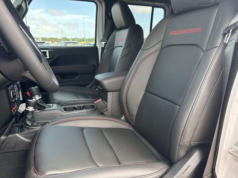 New 2026 Jeep Wrangler Unlimited Rubicon image 15