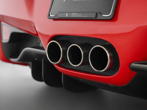 Certified 2013 Ferrari 458 Spider RWD image 30