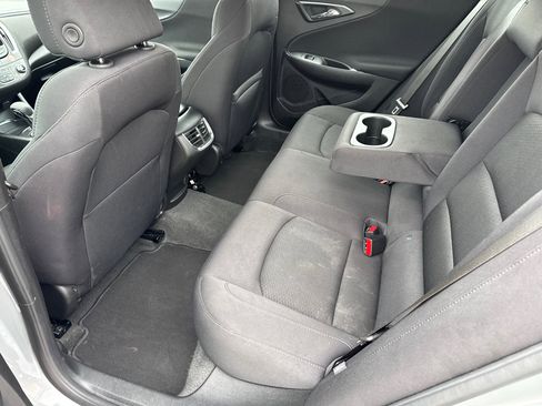 Used 2025 Chevrolet Malibu LT image 19