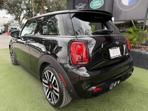Used 2019 MINI Cooper S w/ Premium Package image 4