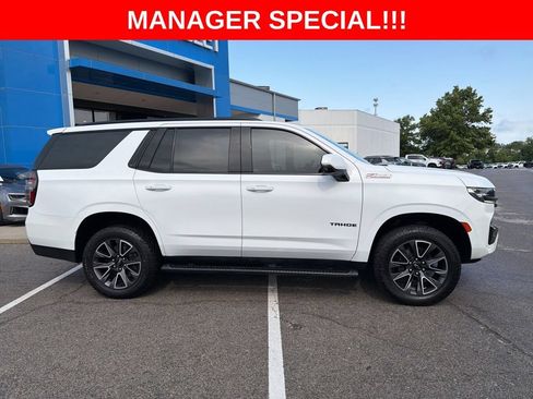 Used 2021 Chevrolet Tahoe Z71 w/ Z71 Signature Package AWD/4WD image 2