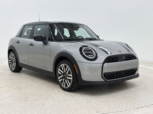 New 2026 MINI Cooper 4-Door Hardtop image 7