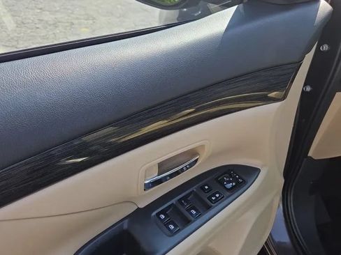 Used 2016 Mitsubishi Outlander SEL FWD image 13
