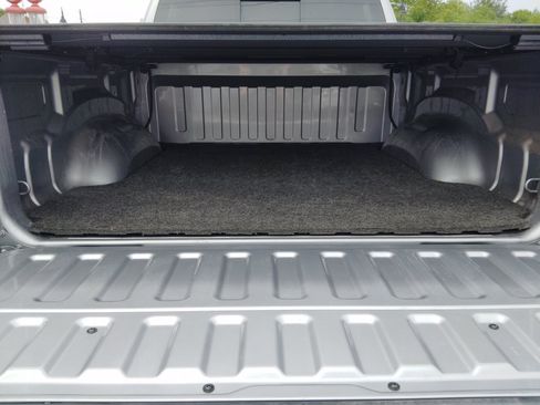Used 2022 RAM 1500 Big Horn AWD/4WD image 11