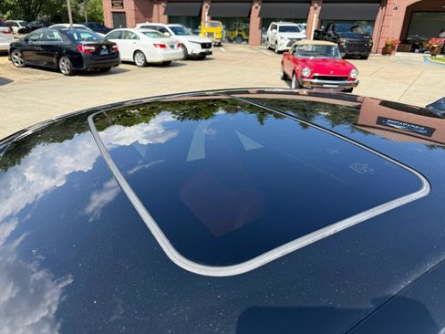 Used 2017 Lexus IS 200t F Sport w/ F Sport Package RWD image 9